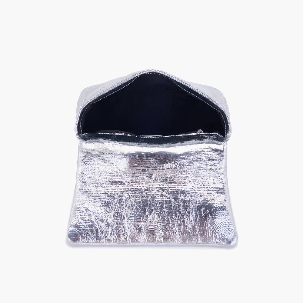 La Carrie BORSA A MANO SHINY SILVER In Saldo