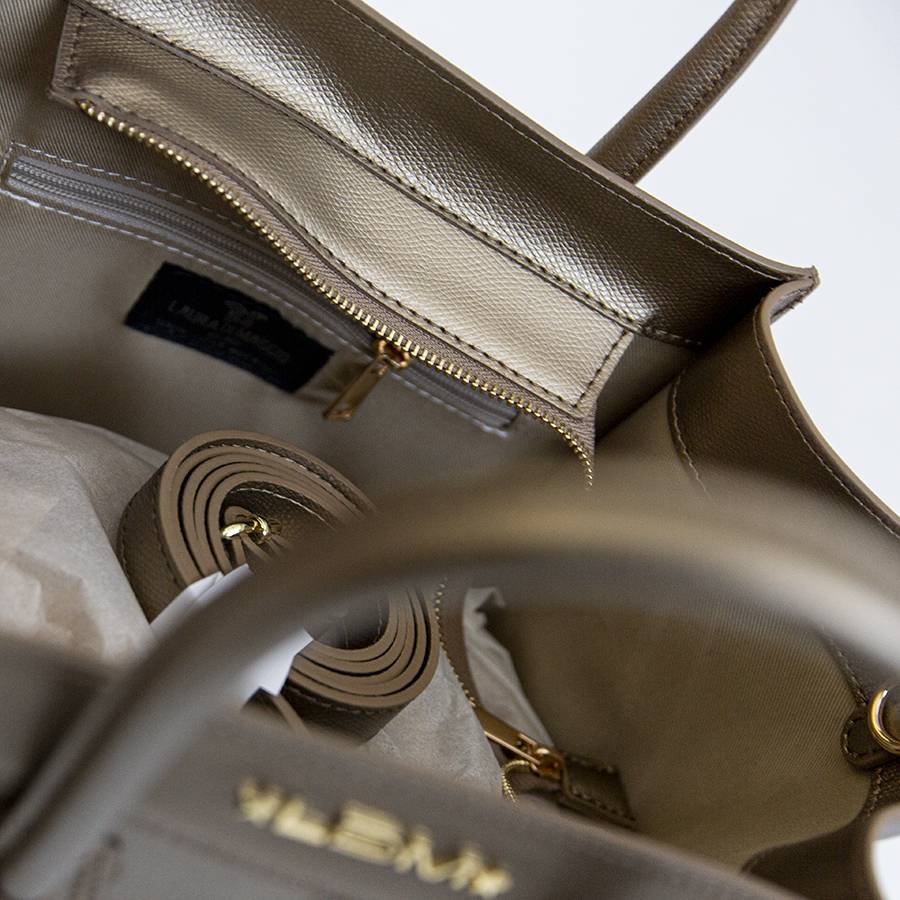 Laura Di Maggio ALIA – Borsa a trapezio in pelle saffiano bronzo Sconto