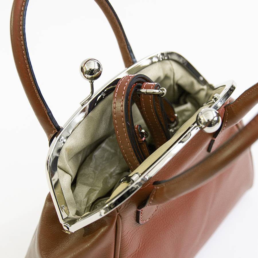 Laura Di Maggio NONNA – Borsa a clutch in nappa cuoio Novità