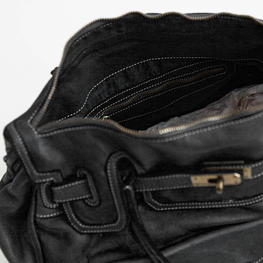 Laura Di Maggio GINEVRA – borsa in pelle slavata nera Presa