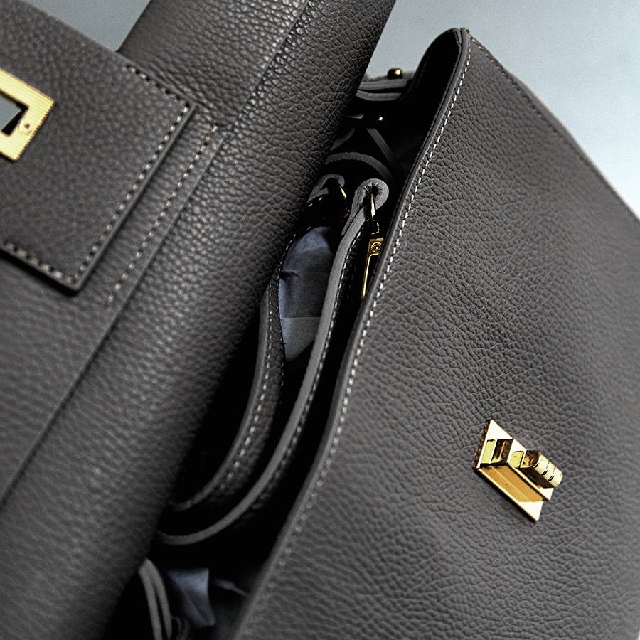 Laura Di Maggio ZELDA – borsa in pelle dollaro nera Vendita Calda