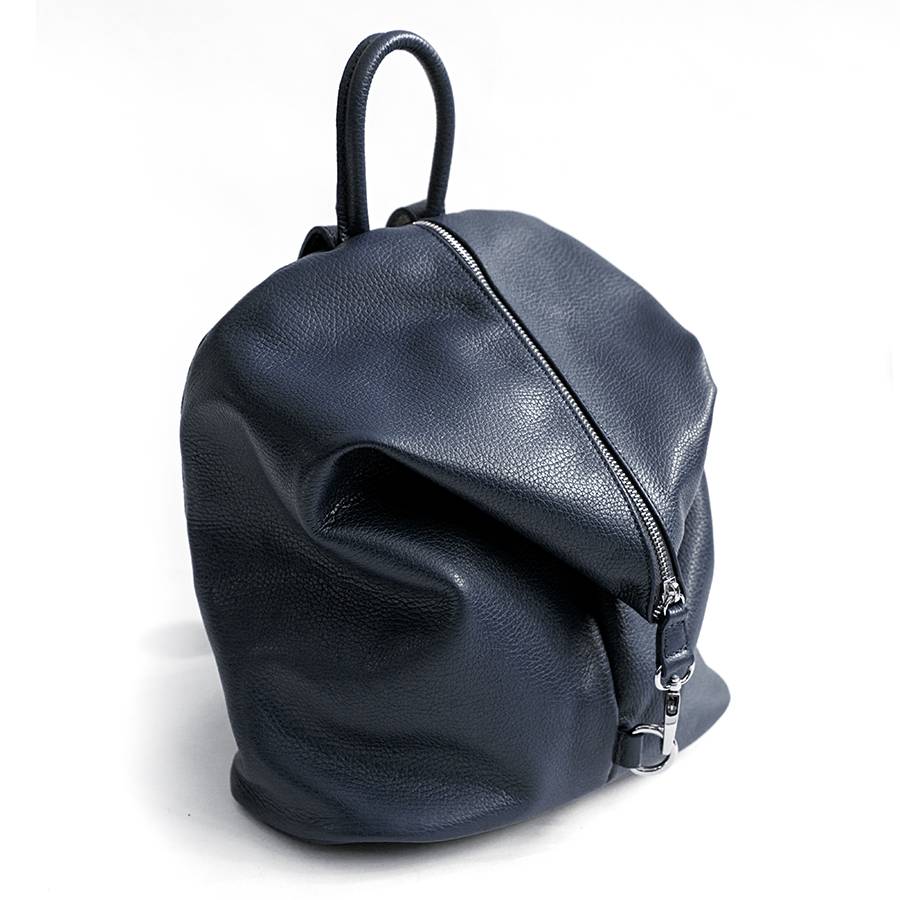 Laura Di Maggio FLIP – Zaino con zip in pelle notte Affare Del Giorno