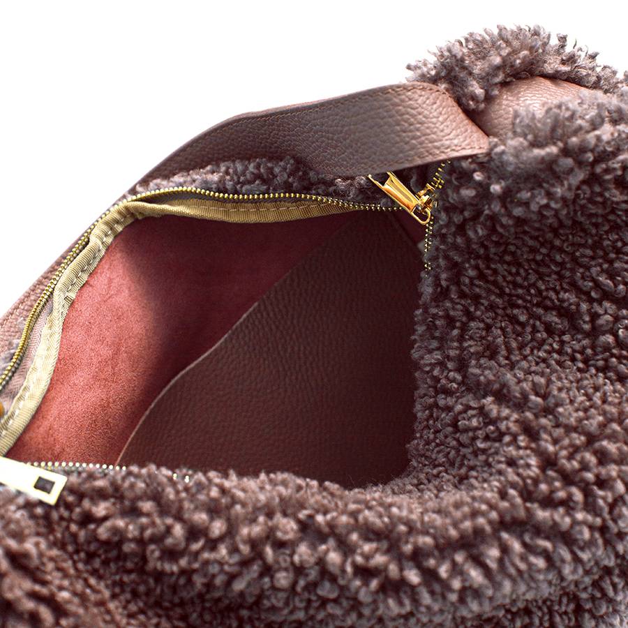 Laura Di Maggio BOUCLE’ – sacca in pelle e pelliccia ecologica rosa Convenienza