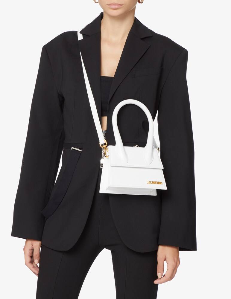 Jacquemus Borsa a mano Le Chiquito Moyen Offerta