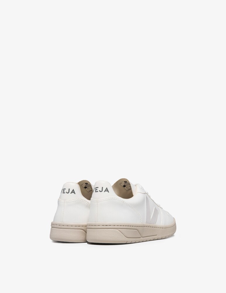 Veja Sneakers in pelle V-1o 2025
