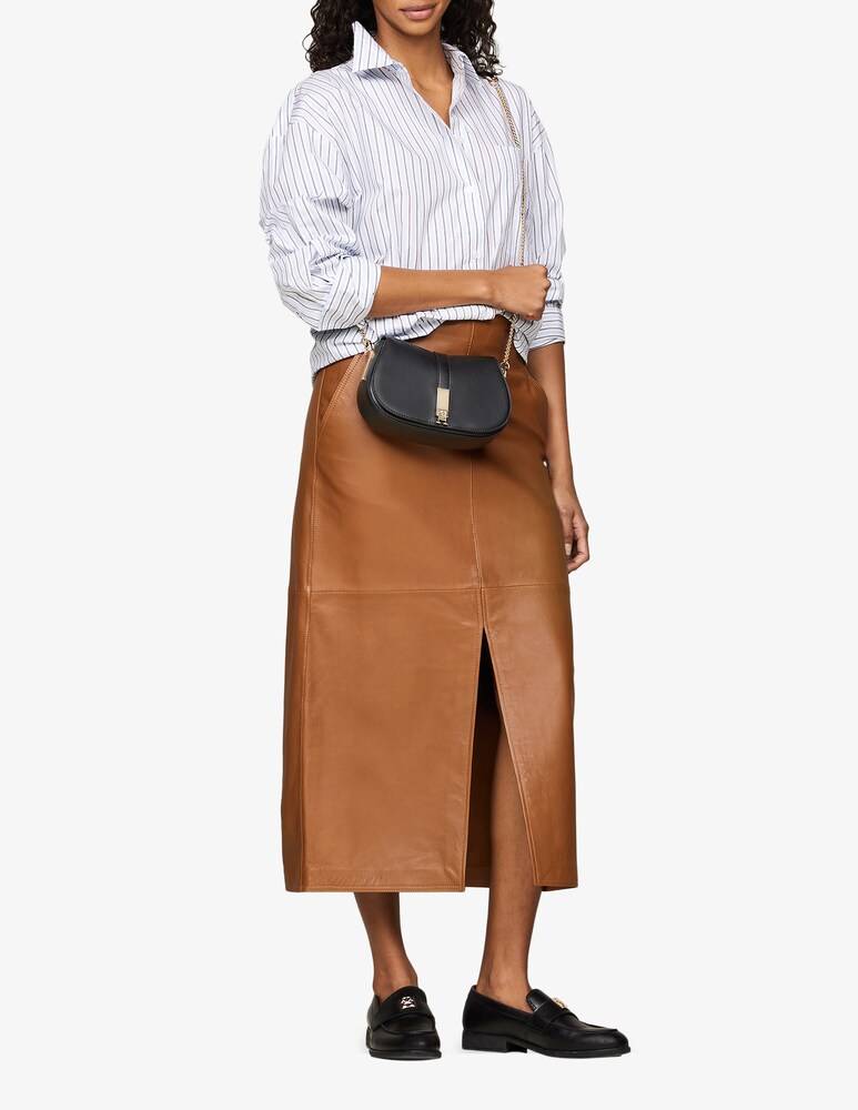 Tommy Hilfiger Borsa a tracolla Th heritage con catena In vendita