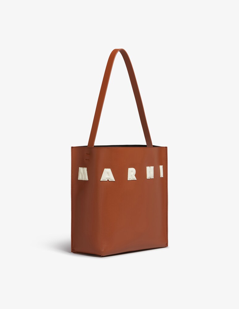 Marni Borsa hobo museo piccola con applicazioni Online Outlet