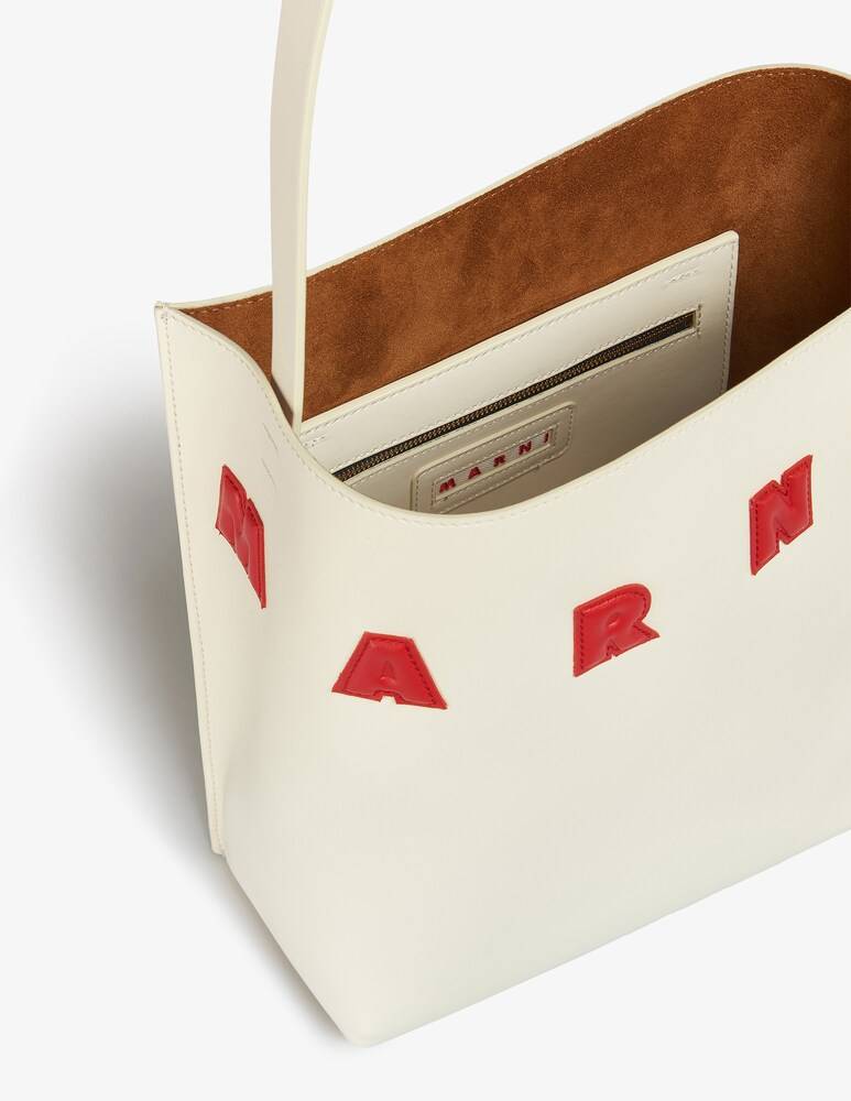 Marni Borsa hobo museo piccola con applicazioni Offerta temporanea