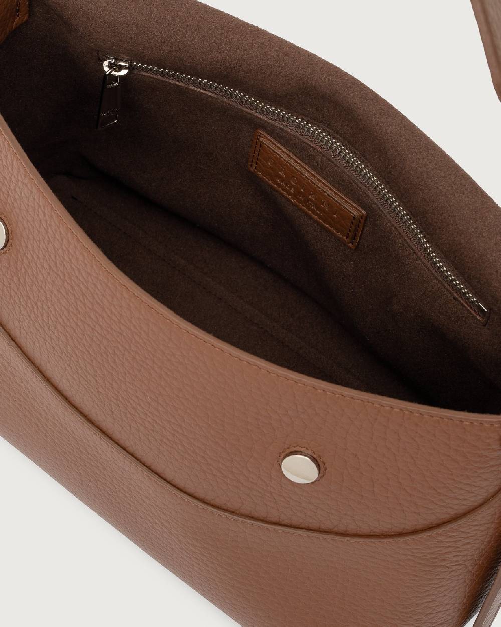 Orciani Borsa a spalla Nana Soft in pelle martellata con tracolla In Linea