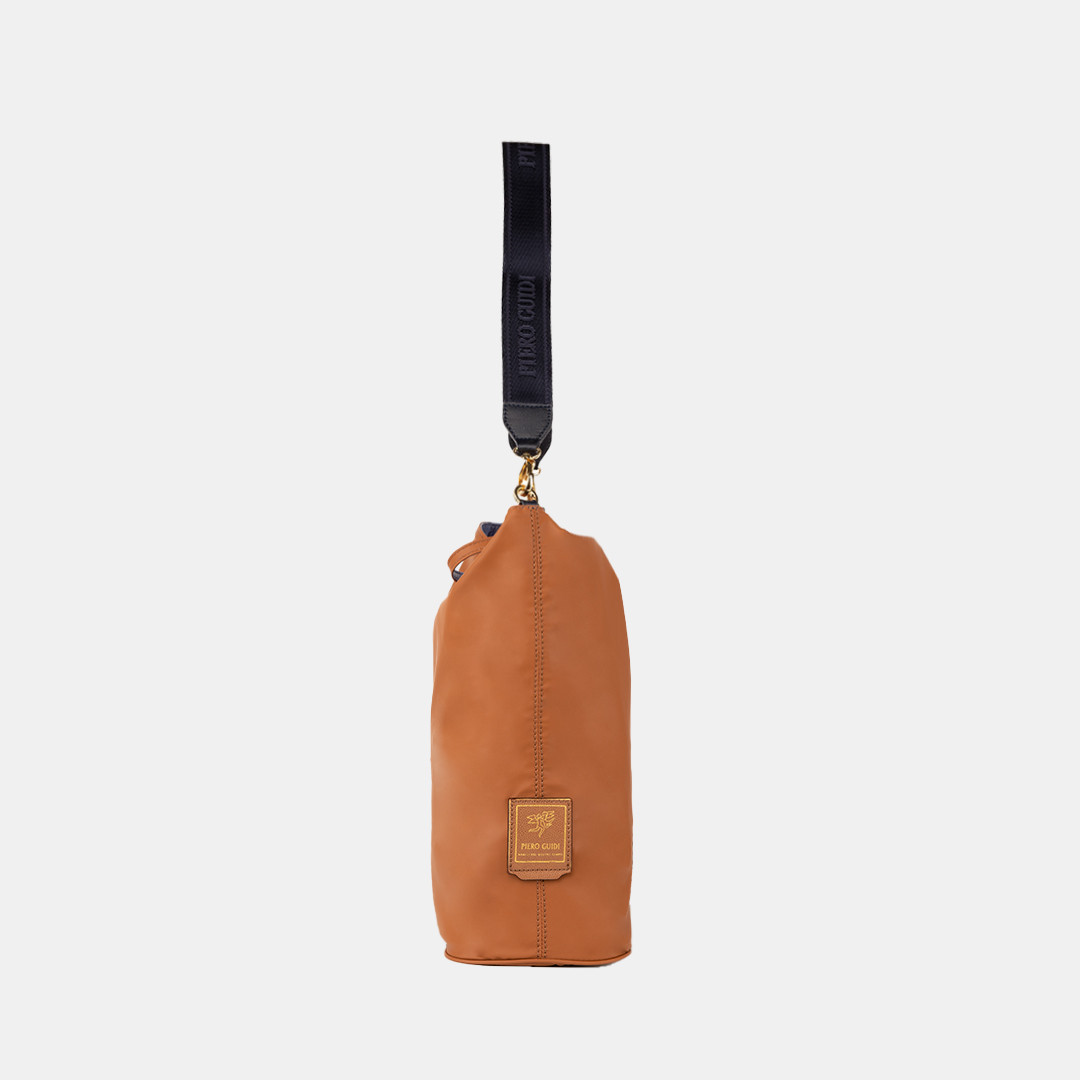 Piero Guidi PIERO GUIDI HOBO BAG / TRACOLLA REVERSIBILE 2 IN 1 Enormi risparmi