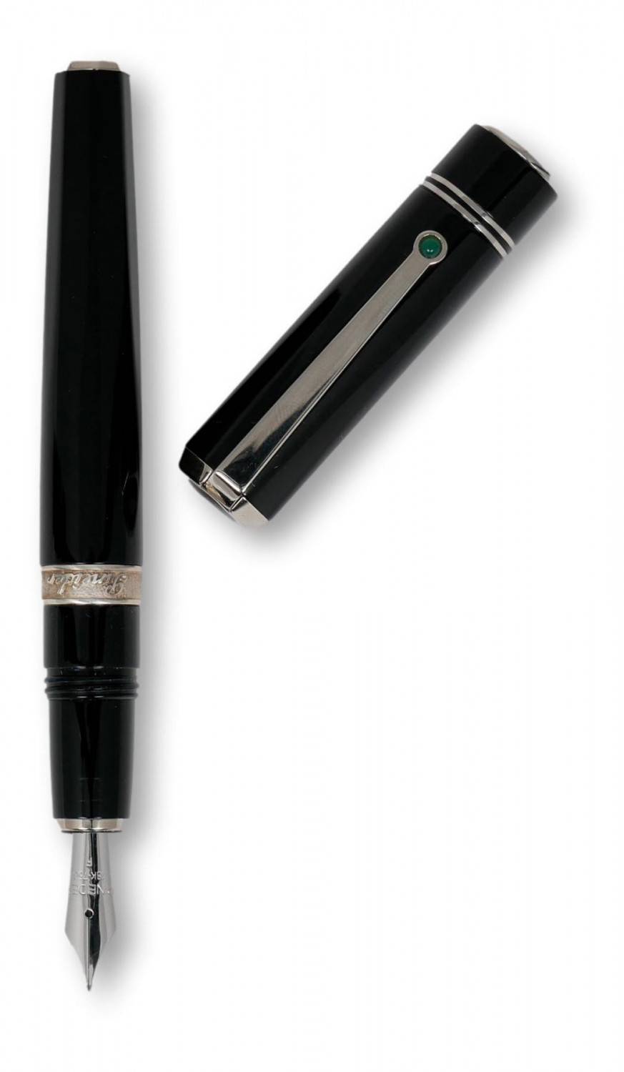 Pineider Penna stilografica collezione 1949 con dettagli in argento e logo Pineider Negozi Online