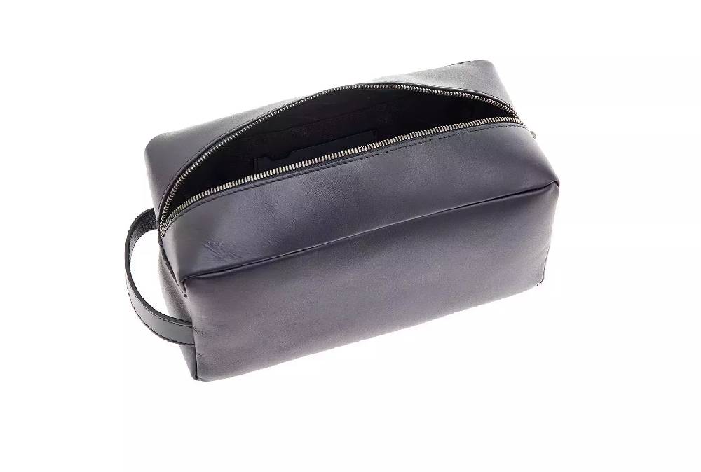 Pineider Beauty Case in Metro Smooth Italy