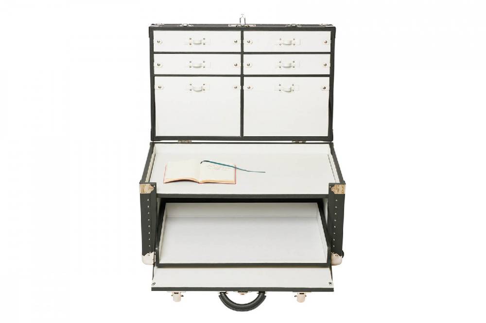 Pineider Baule fasciato, realizzato in pelle di vitello. Dimensione grande 120x51x51cm Spedizione Gratuita