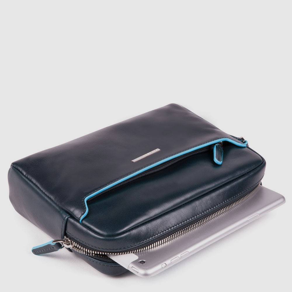Piquadro iPad®mini clutch with removable wrist strap Offerta