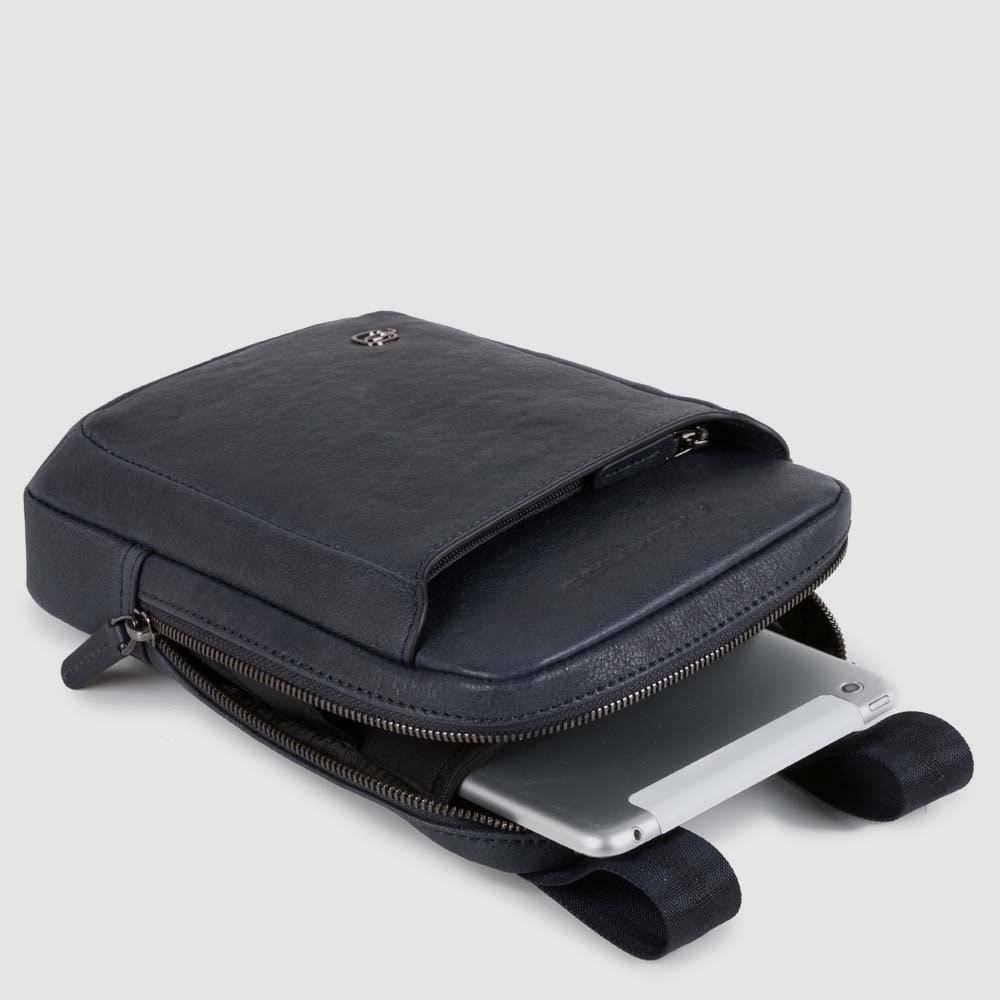 Piquadro Pocket crossbody bag with iPad®mini compartment Promozione