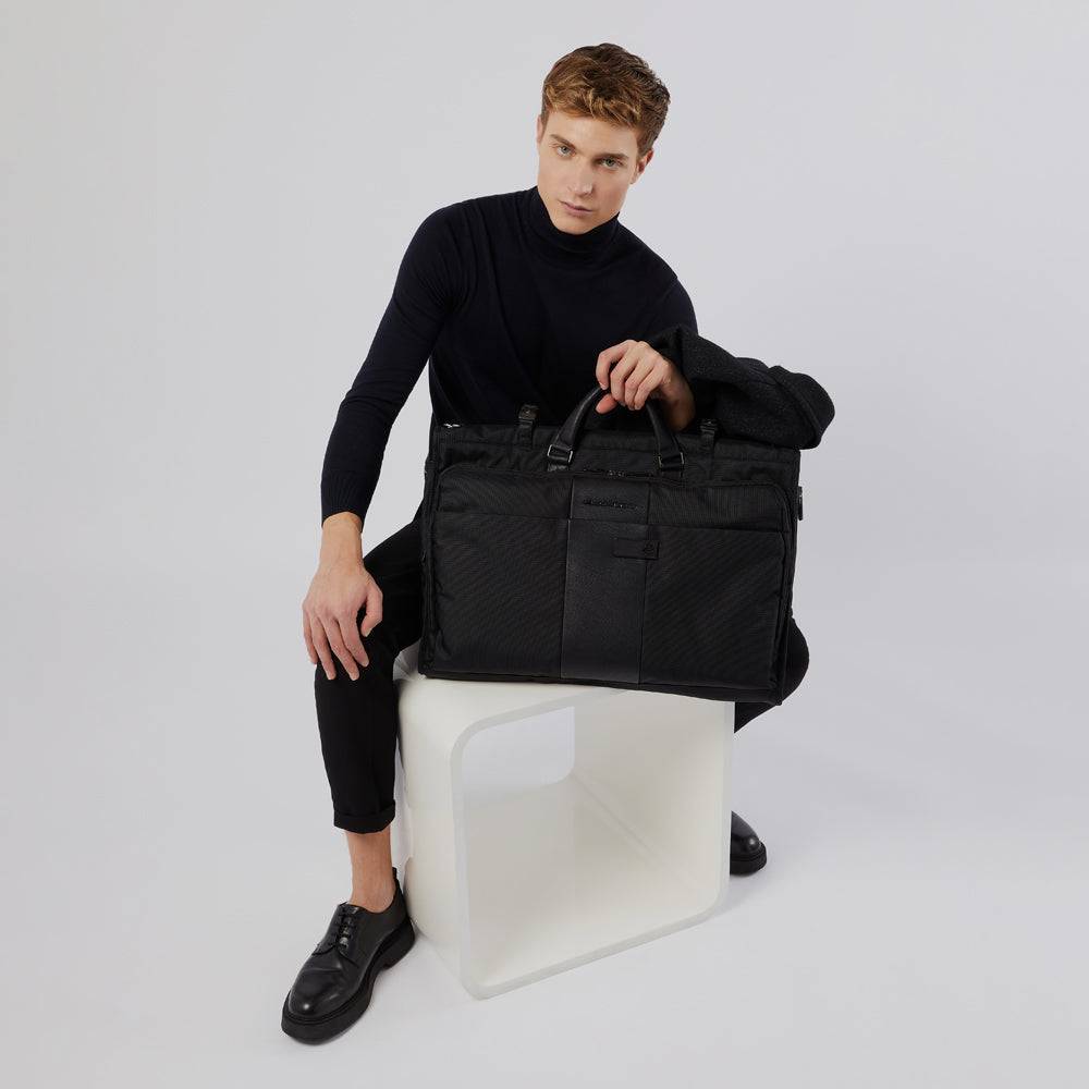 Piquadro Folding garment bag in recycled fabric Offerta