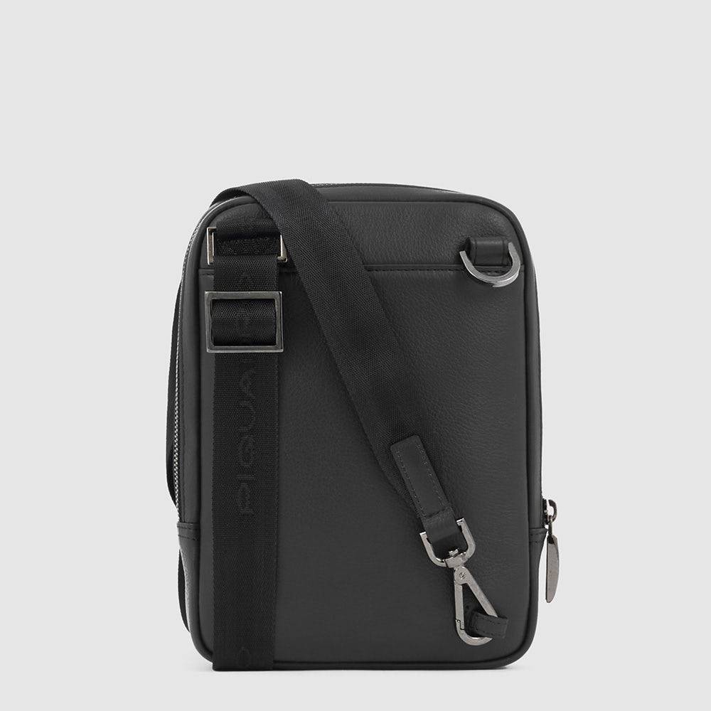 Piquadro Pocket crossbody bag with iPad®mini compartment Nuovo