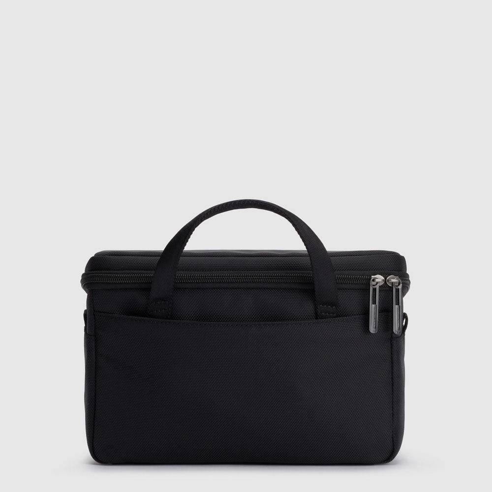 Piquadro Insulated lunch bag in recycled fabric Offerta