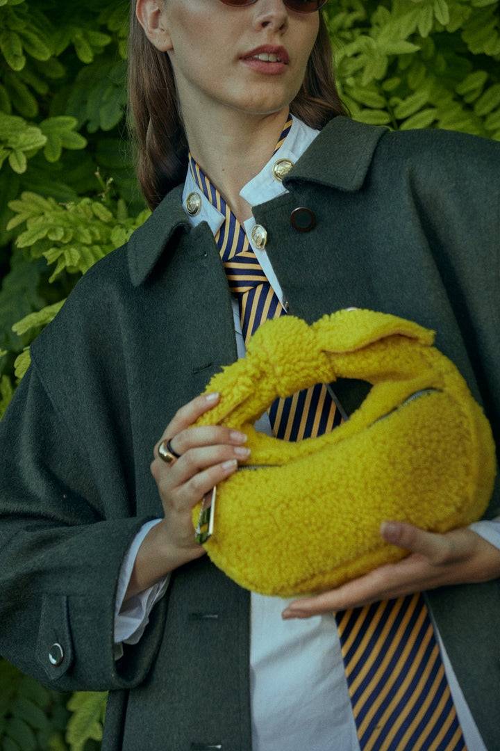Roberta Gandolfi Bunny Teddy mini bag in shearling con tracolla in pelle staccabile Saldi