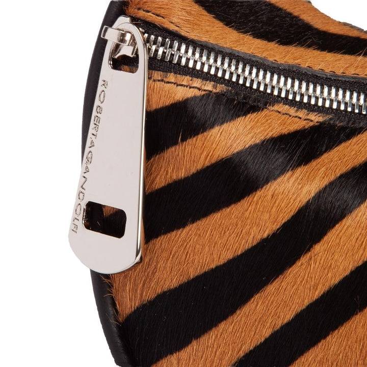 Roberta Gandolfi Bunny Pony mini bag in pony stampa animalier e finiture in pelle di vitello con tracolla staccabile In Linea