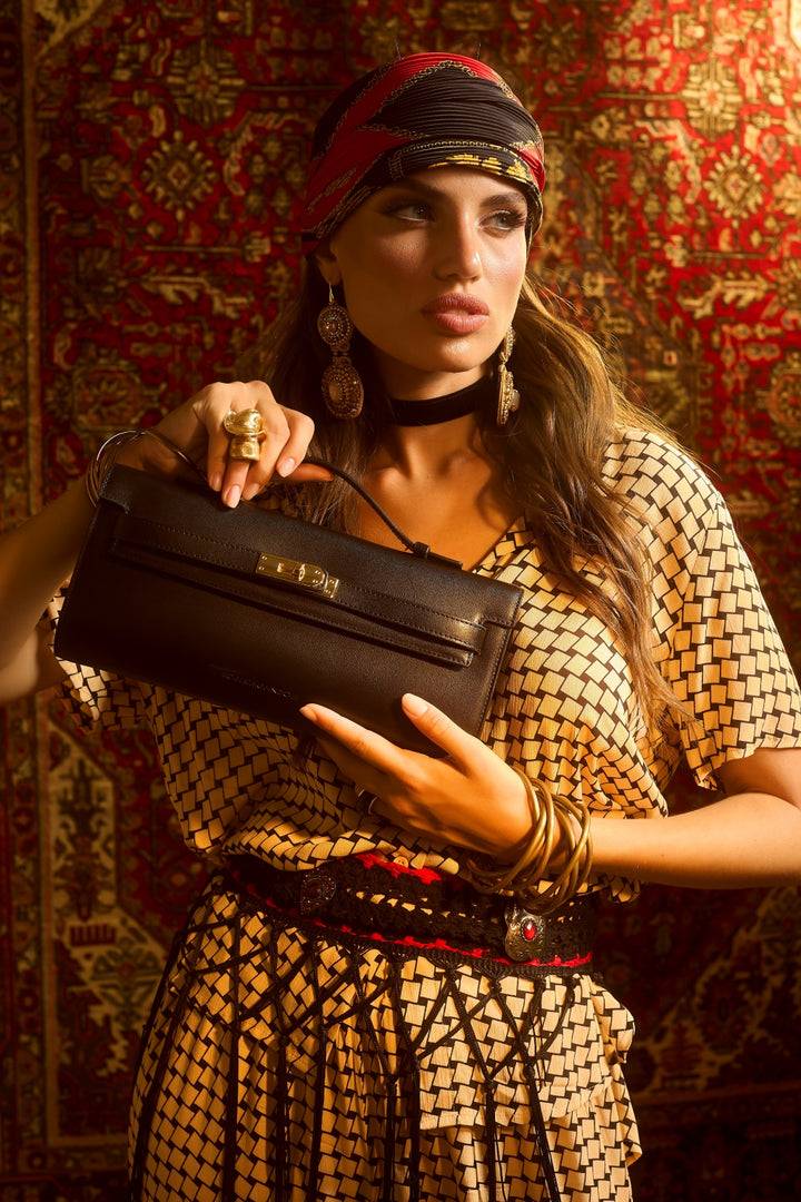 Roberta Gandolfi Jade cluch borsa in pelle con chiusura manico retrattile e tracolla staccabile e regolabile Offerte