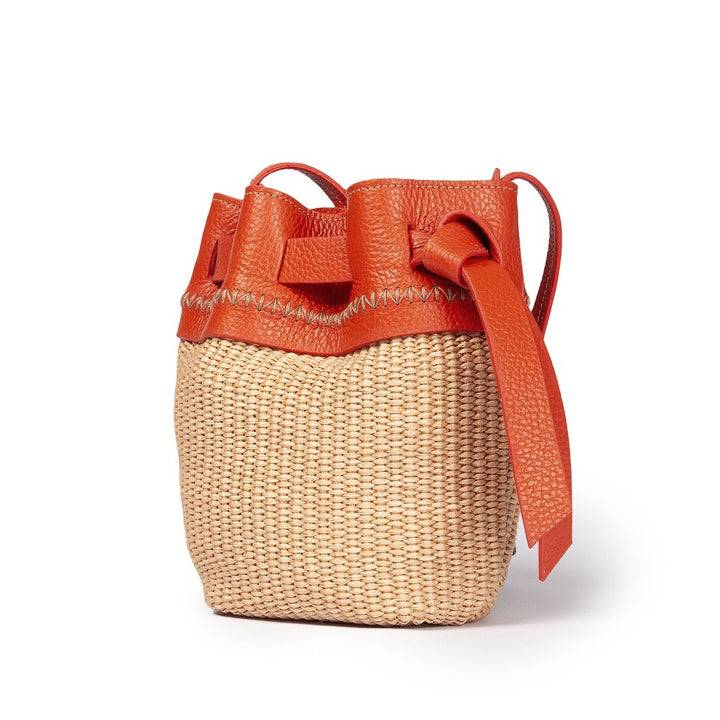 Roberta Gandolfi Ambra mini bucket in rafia e pelle martellata In Saldo