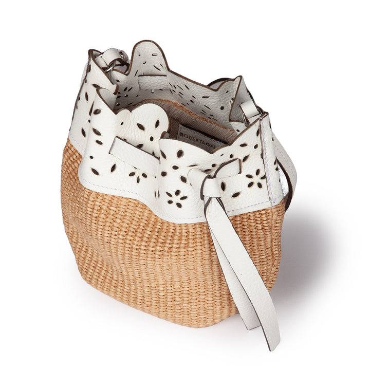 Roberta Gandolfi Diletta Mini Bucket in rafia con balza in pelle laserata con tracolla staccabile Presa
