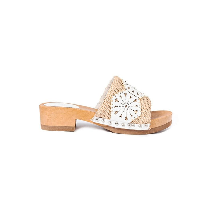 Roberta Gandolfi Sandalo Giulia platform in legno e tomaia in rafia e pelle di vitello laserata con disegno pizzo geometrico Presa