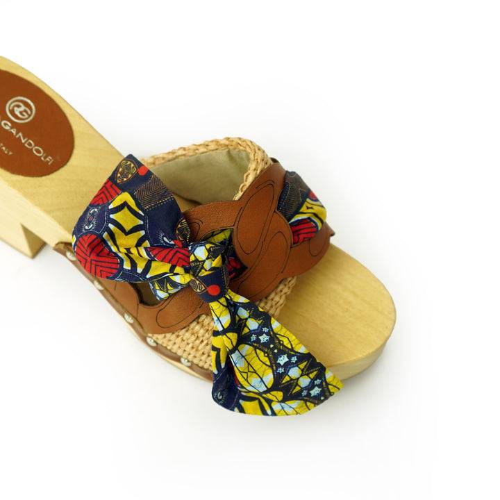 Roberta Gandolfi Diva Chain sandali in legno incrociato con platform in rafia e fiocco stamap african Offerta
