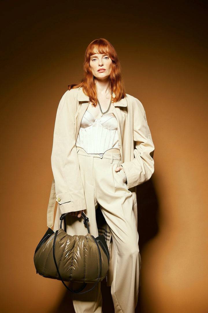 Roberta Gandolfi Naomi Balloon borsa a mano in tessuto antigoccia finiture in pelle e doppi spallacci per essere messa sulla spalla Discount Store per i nuovi prodotti