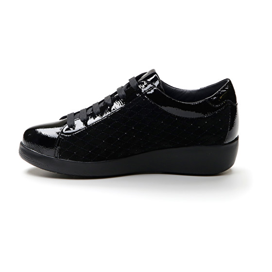 Stonefly PASEO IV 35 PATENT LTH/VELOUR Vendita