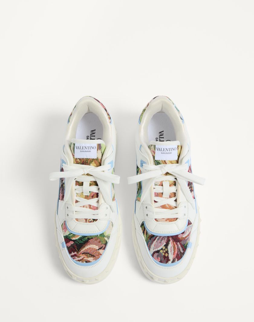 Valentino Handbags Sneaker Low Top Freedots In Vitello E Tessuto per Uomo in Bianco/multicolor/popeline Blue | Valentino IT Presa