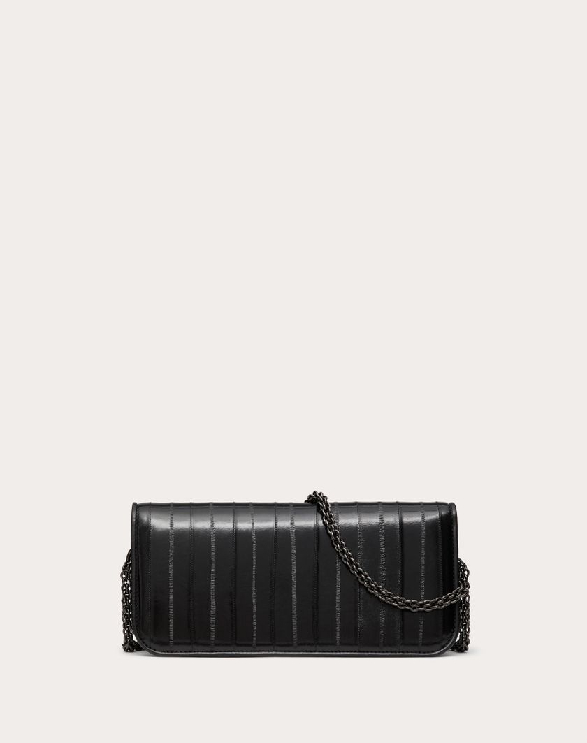 Valentino Handbags Borsa A Spalla Valentino Garavani Locò In Anguilla per Donna in Nero | Valentino IT Prezzo Ridotto