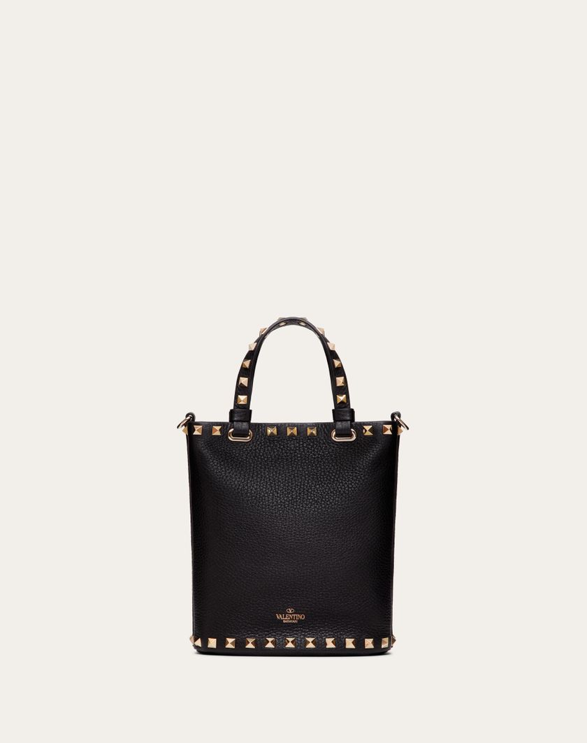 Valentino Handbags Pouch Con Tracolla Rockstud In Vitello Granato per Donna in Nero | Valentino IT Moda