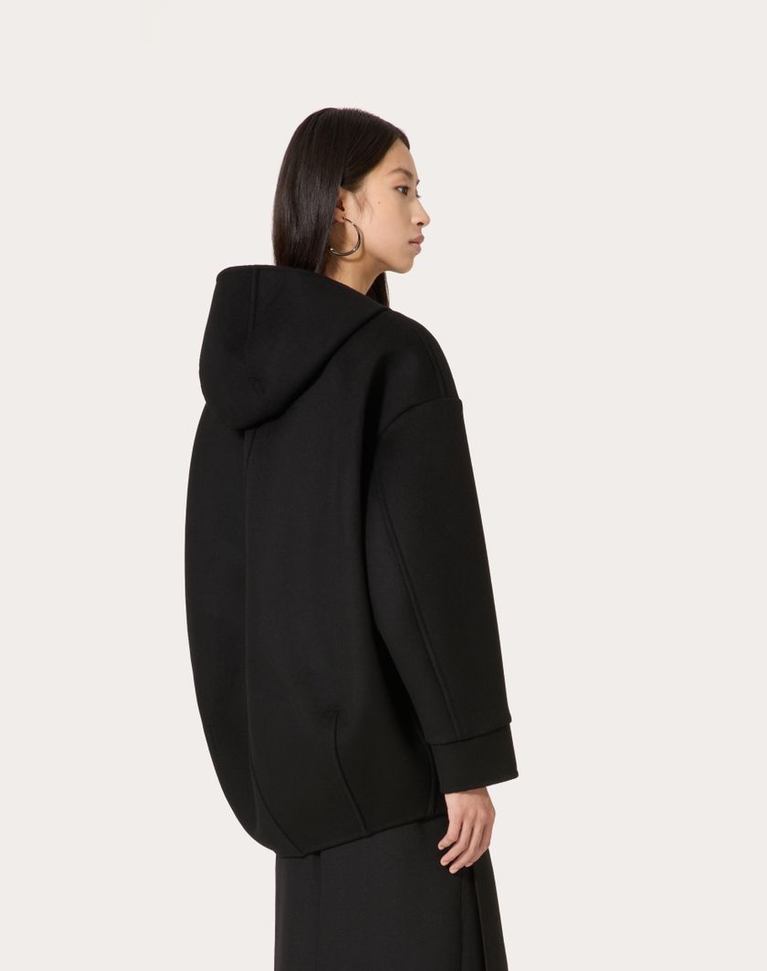 Valentino Handbags Caban In Compact Drap per Donna in Nero | Valentino IT Saldi Di Fabbrica