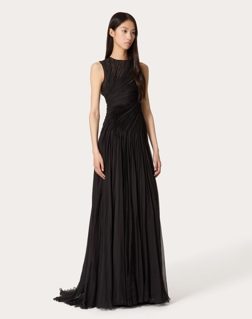 Valentino Handbags Gown In Chiffon per Donna in Nero | Valentino IT Consegna Veloce