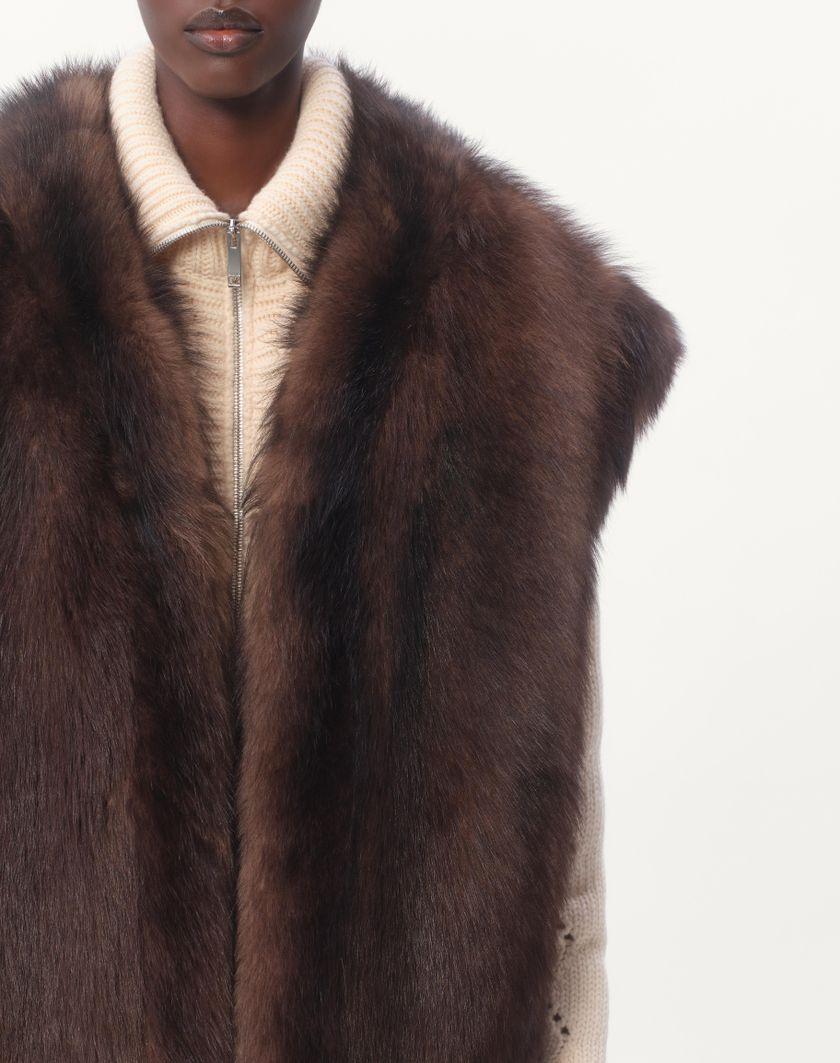 Valentino Handbags Gilet In Shearling per Donna in Marrone | Valentino IT Outlet
